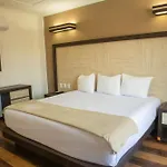 Hotel Paseo De La Presa