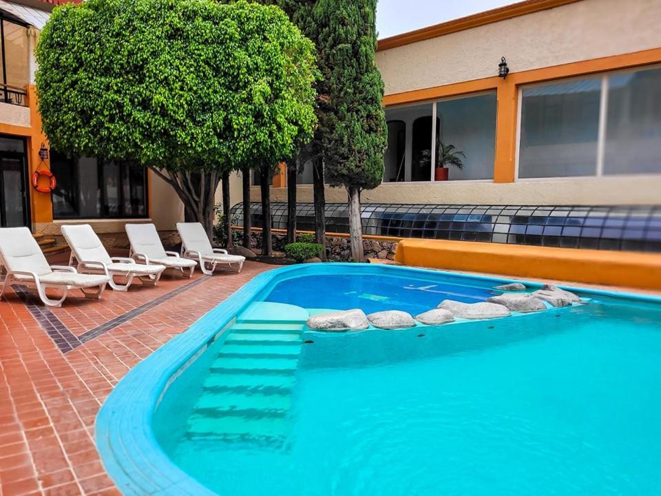 Hotel Paseo De La Presa 4*